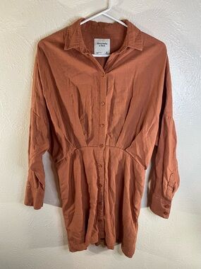 Abercrombie & Fitch Button-Front Long-Sleeve Dress in Terracotta